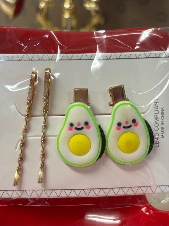Accessories - Avocado Hair Clips 🆕